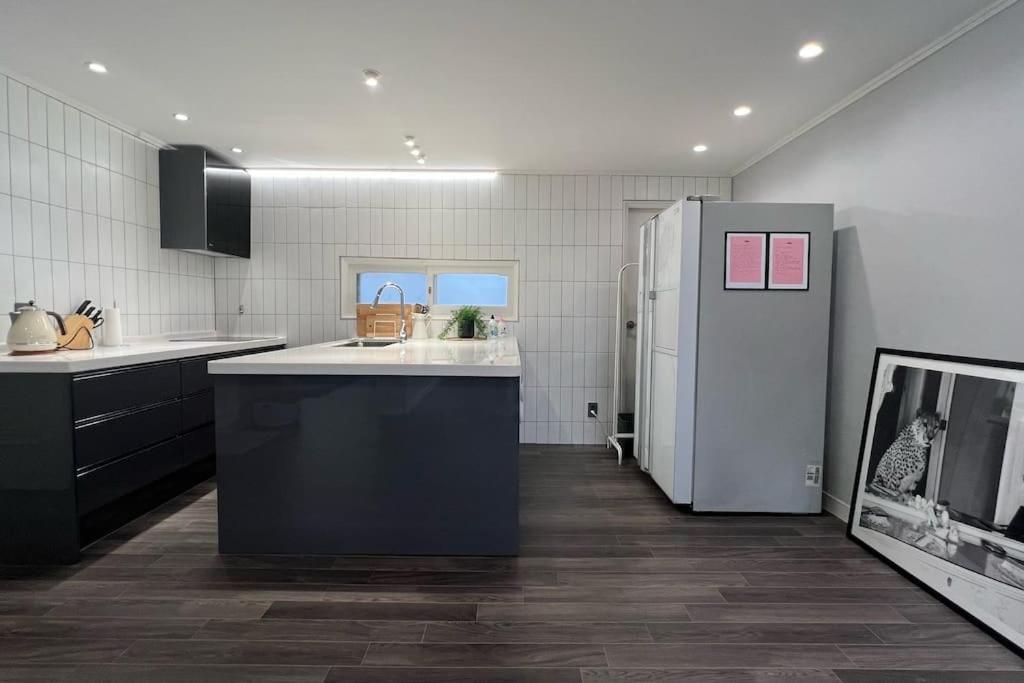 Hongdae 3Bedroom Apartment #14 سيول المظهر الخارجي الصورة