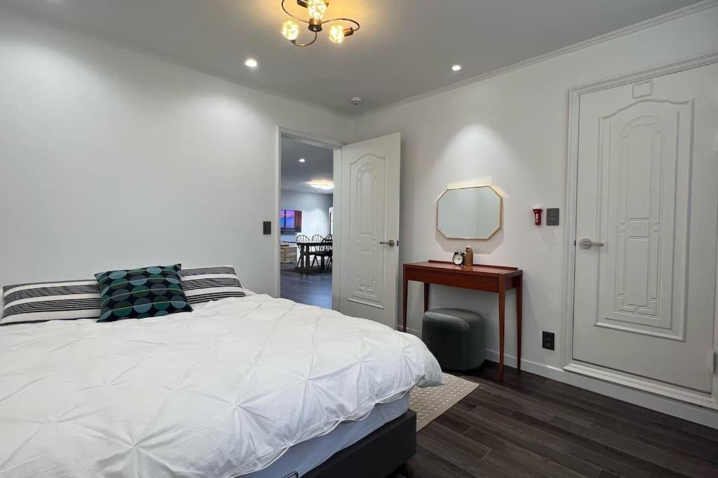 Hongdae 3Bedroom Apartment #14 سيول المظهر الخارجي الصورة