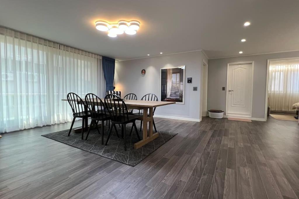 Hongdae 3Bedroom Apartment #14 سيول المظهر الخارجي الصورة